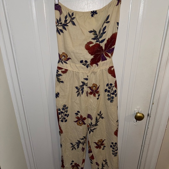 NWOT - Body English Tie-back Floral Jumpsuit - Picture 1 of 9